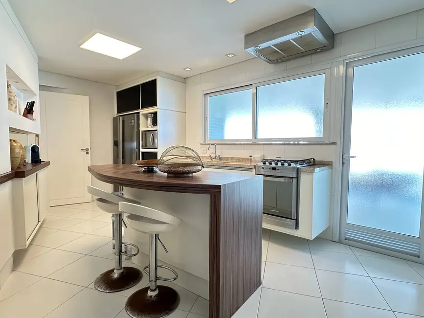 Foto 8 de Apartamento com 4 quartos à venda, 255m2 em Riviera de São Lourenço, Bertioga - SP