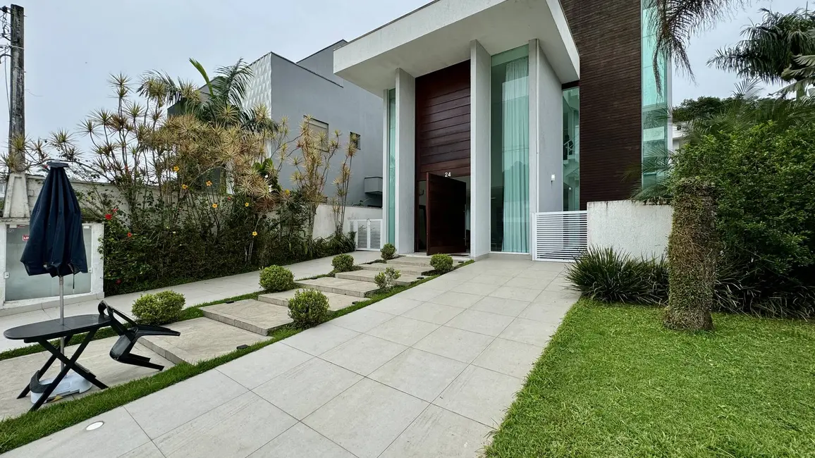 Casa com 5 quartos à venda, 320m2 em Riviera de São Lourenço, Bertioga - SP - imagem 5 Foto 5 de Casa com 5 quartos à venda, 320m2 em Riviera de São Lourenço, Bertioga - SP