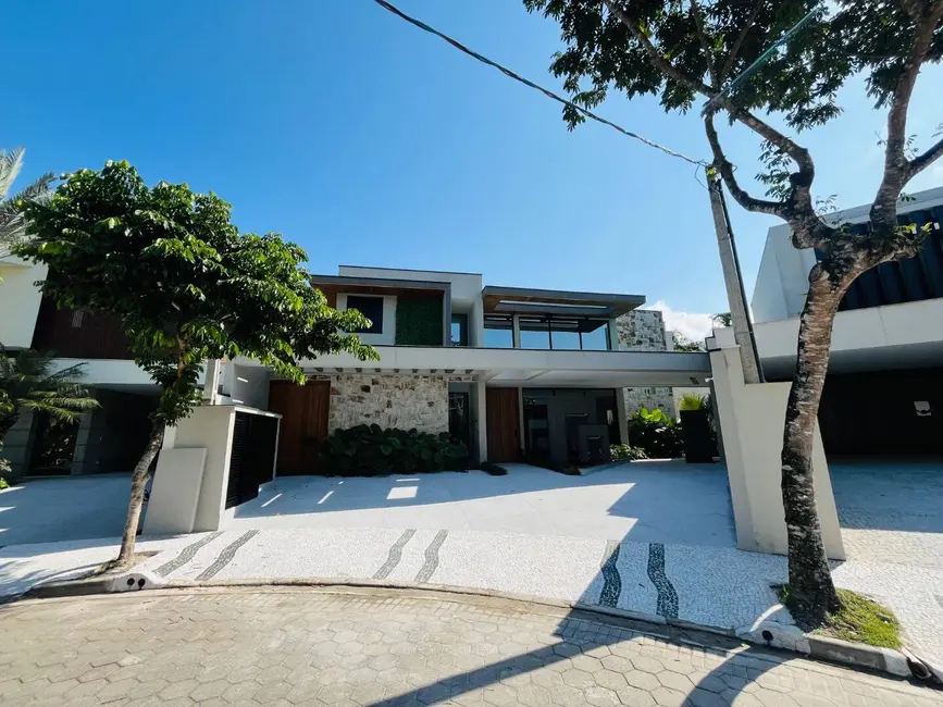 Foto 2 de Casa com 6 quartos à venda, 570m2 em Riviera de São Lourenço, Bertioga - SP