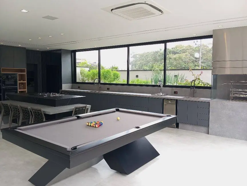 Casa com 8 quartos à venda, 926m2 em Riviera de São Lourenço, Bertioga - SP - imagem 5 Foto 5 de Casa com 8 quartos à venda, 926m2 em Riviera de São Lourenço, Bertioga - SP