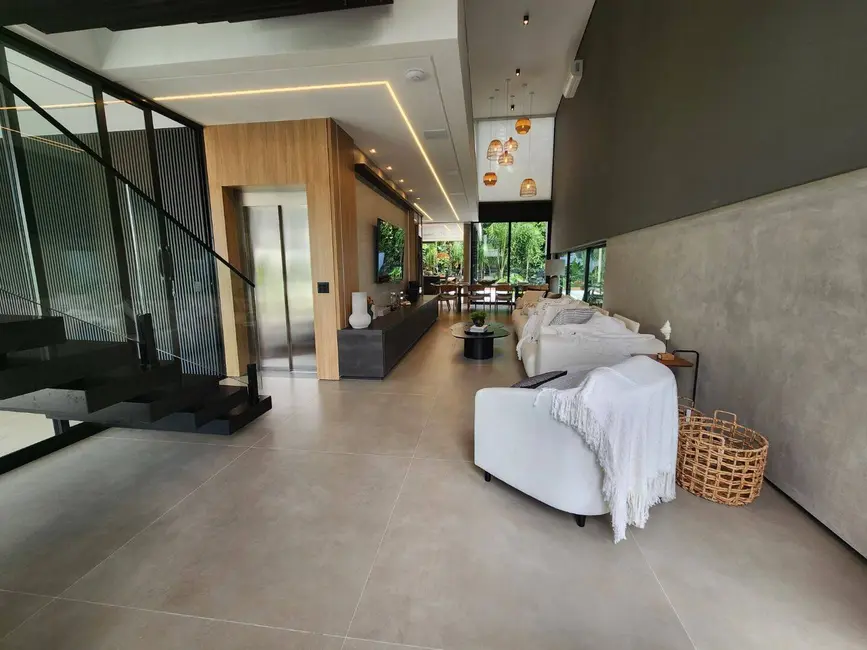 Foto 6 de Casa com 5 quartos à venda, 448m2 em Riviera de São Lourenço, Bertioga - SP