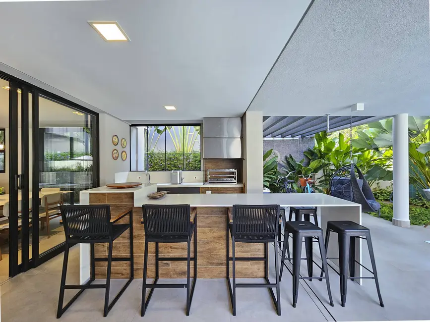 Foto 3 de Casa com 5 quartos à venda, 635m2 em Riviera de São Lourenço, Bertioga - SP