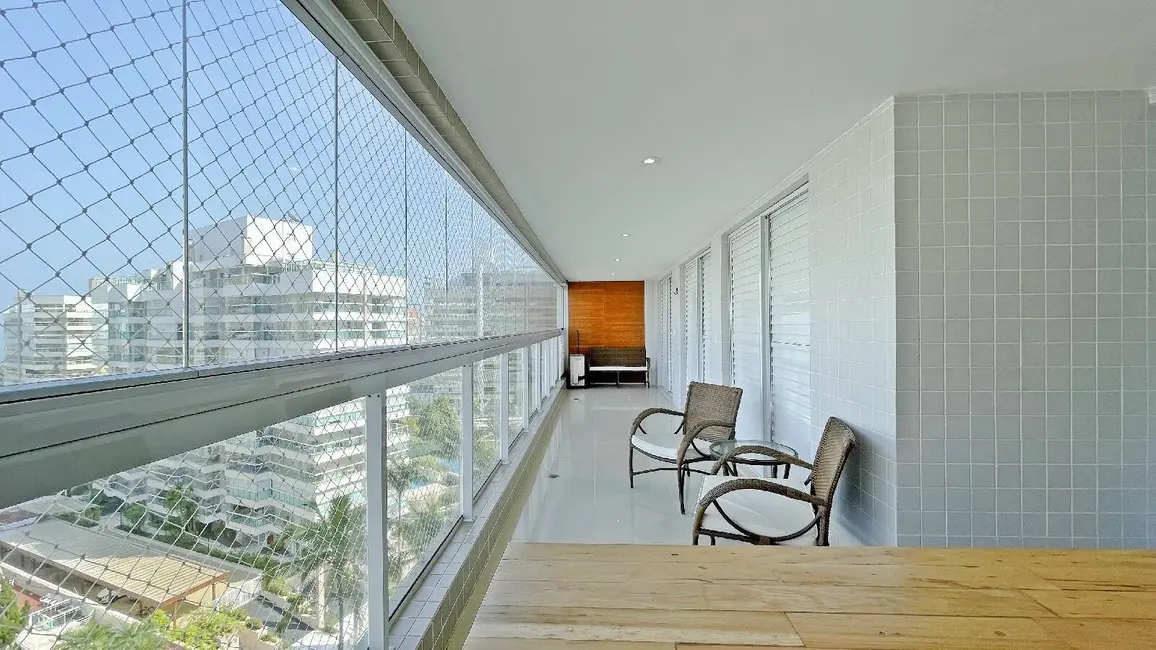 Foto 4 de Apartamento com 4 quartos à venda, 121m2 em Riviera de São Lourenço, Bertioga - SP