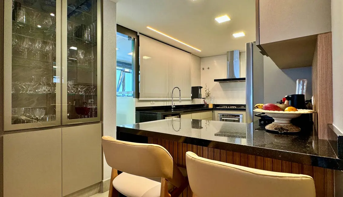 Foto 7 de Apartamento com 4 quartos à venda, 153m2 em Riviera de São Lourenço, Bertioga - SP