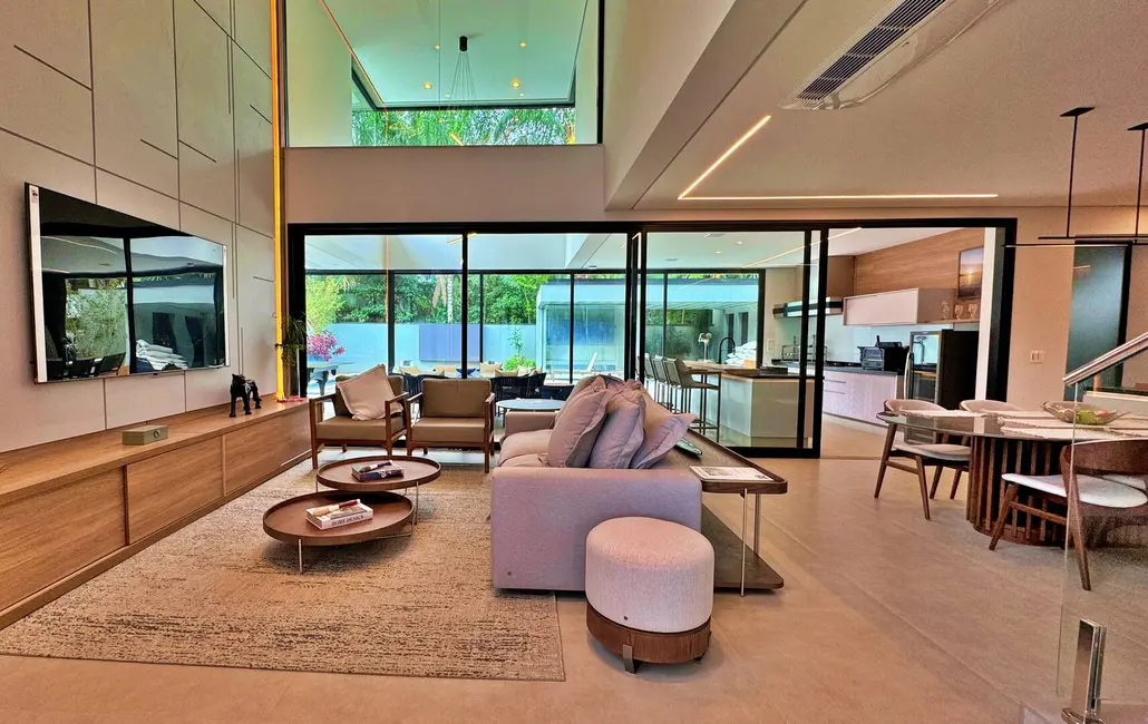 Foto 2 de Casa com 6 quartos à venda, 556m2 em Riviera de São Lourenço, Bertioga - SP