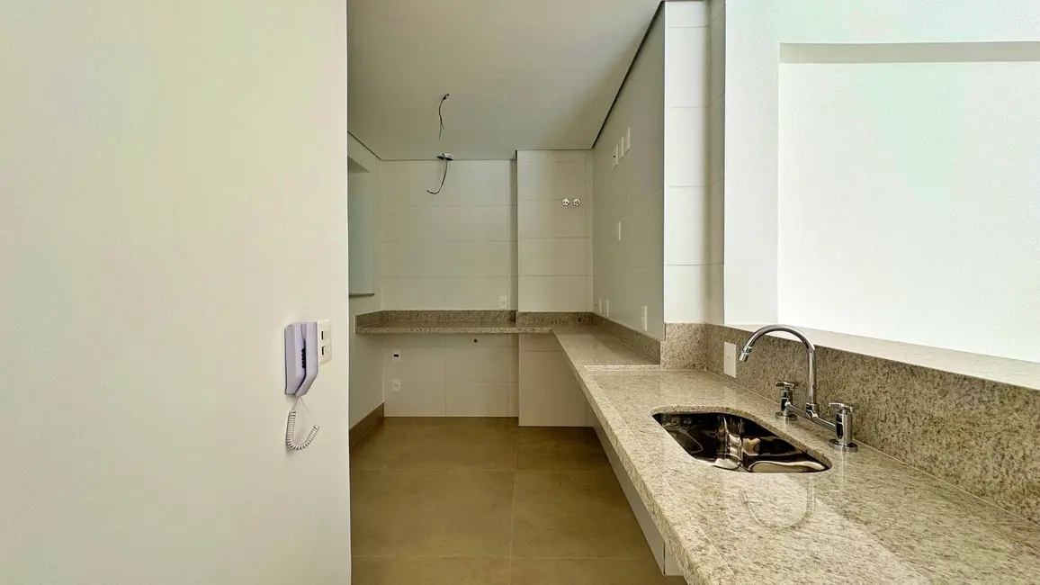 Foto 5 de Apartamento com 33 quartos à venda, 111m2 em Riviera de São Lourenço, Bertioga - SP