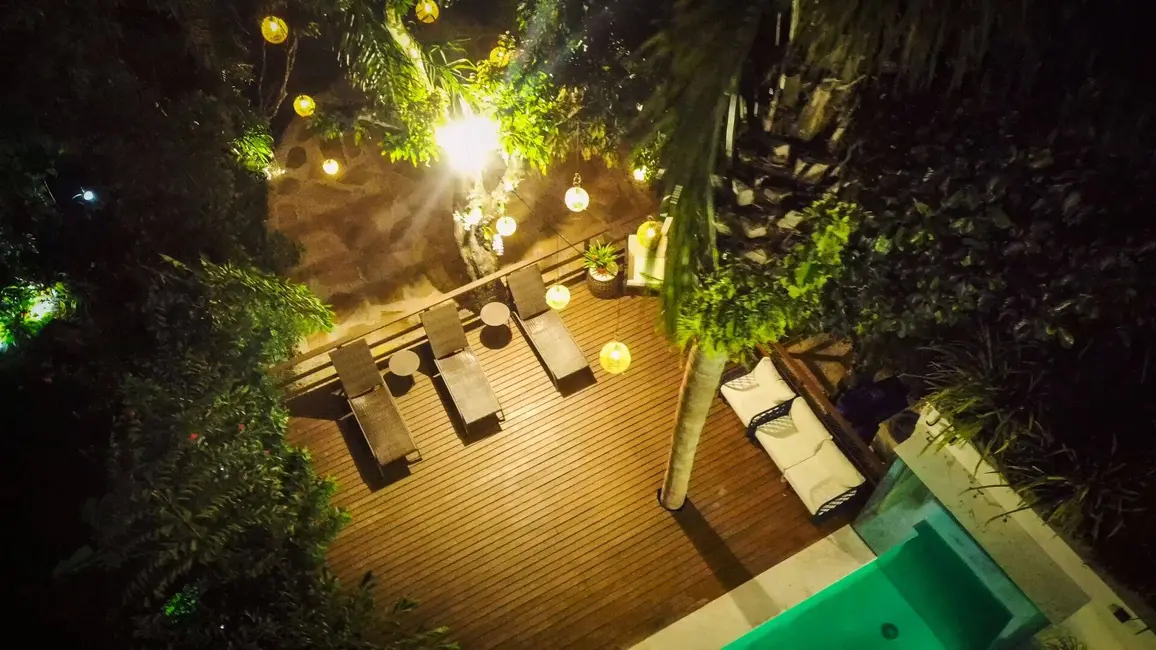 Foto 3 de Casa com 6 quartos à venda, 450m2 em Riviera de São Lourenço, Bertioga - SP