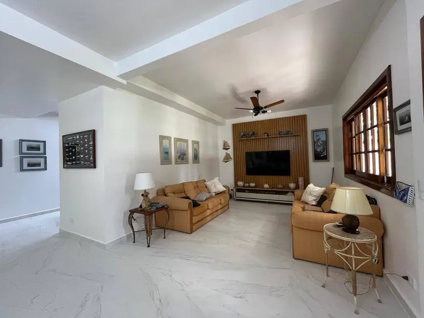 Foto 4 de Casa com 5 quartos à venda, 243m2 em Riviera de São Lourenço, Bertioga - SP