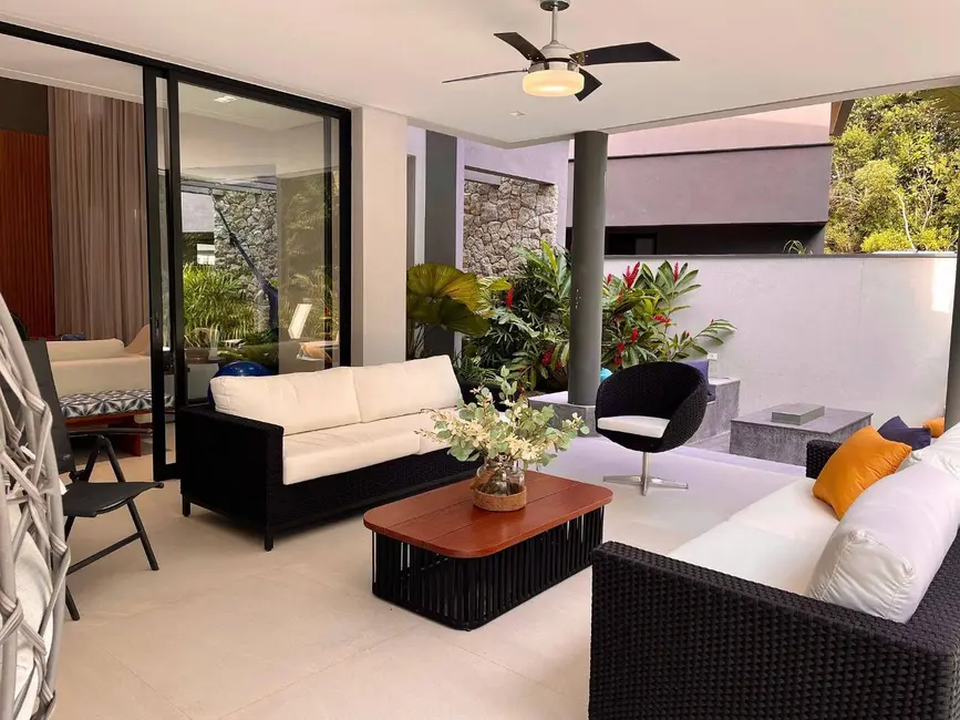 Foto 3 de Casa com 5 quartos à venda, 450m2 em Riviera de São Lourenço, Bertioga - SP