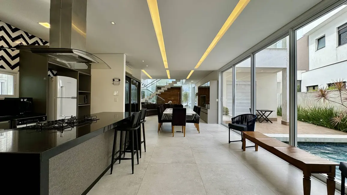 Foto 4 de Casa com 6 quartos à venda, 463m2 em Riviera de São Lourenço, Bertioga - SP