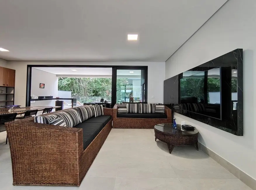 Foto 2 de Casa com 5 quartos à venda, 281m2 em Riviera de São Lourenço, Bertioga - SP