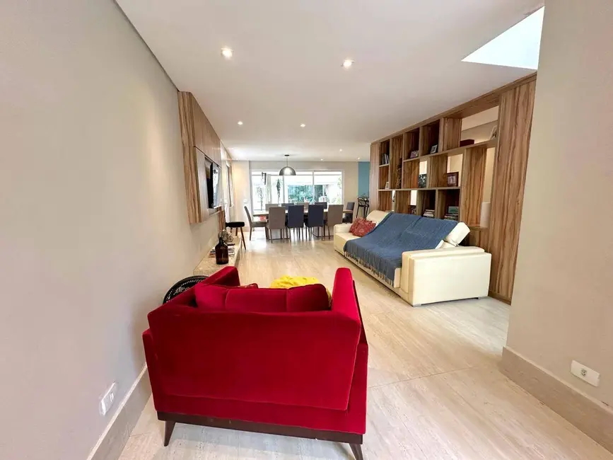 Foto 2 de Casa com 6 quartos à venda, 350m2 em Riviera de São Lourenço, Bertioga - SP