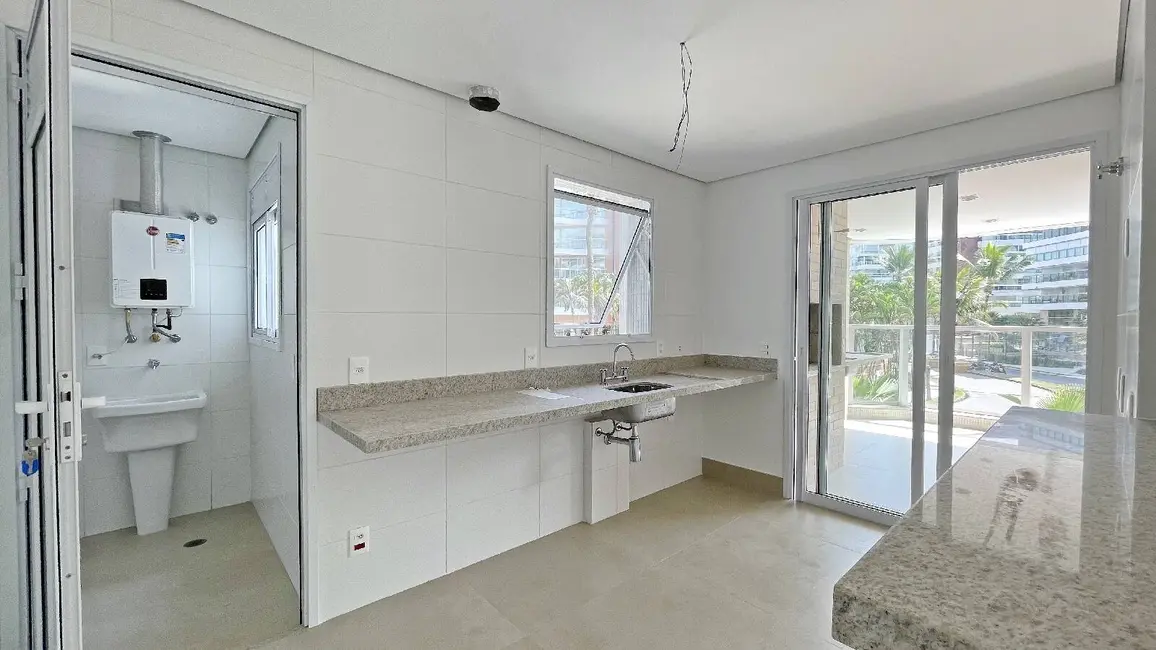 Foto 3 de Apartamento com 3 quartos à venda, 134m2 em Riviera de São Lourenço, Bertioga - SP