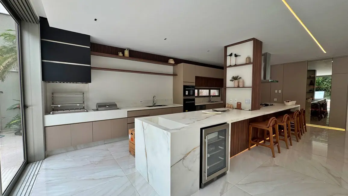 Foto 2 de Casa com 4 quartos à venda, 611m2 em Riviera de São Lourenço, Bertioga - SP