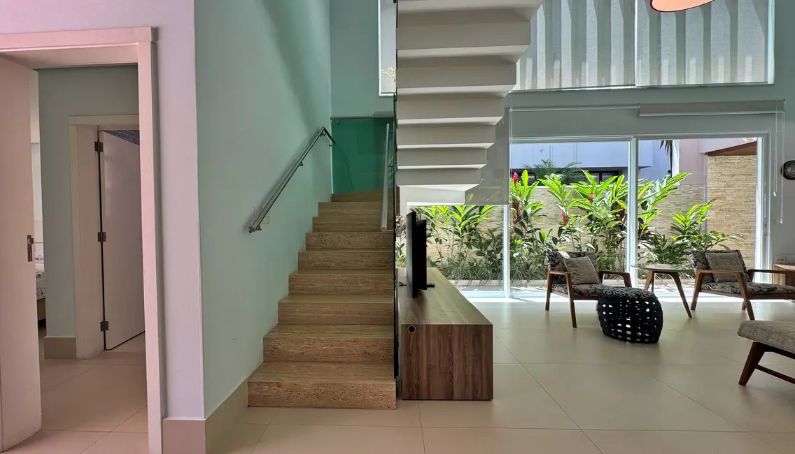 Casa com 5 quartos à venda, 373m2 em Riviera de São Lourenço, Bertioga - SP - imagem 4 Foto 4 de Casa com 5 quartos à venda, 373m2 em Riviera de São Lourenço, Bertioga - SP