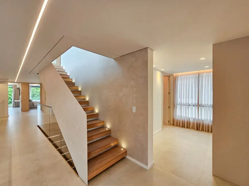 Foto 9 de Casa com 6 quartos à venda, 622m2 em Riviera de São Lourenço, Bertioga - SP