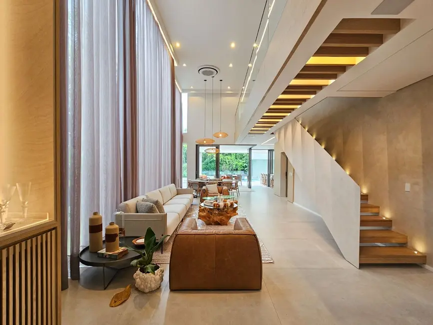 Foto 5 de Casa com 6 quartos à venda, 622m2 em Riviera de São Lourenço, Bertioga - SP