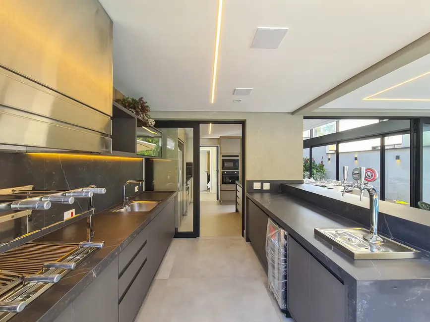 Foto 9 de Casa com 5 quartos à venda, 409m2 em Riviera de São Lourenço, Bertioga - SP