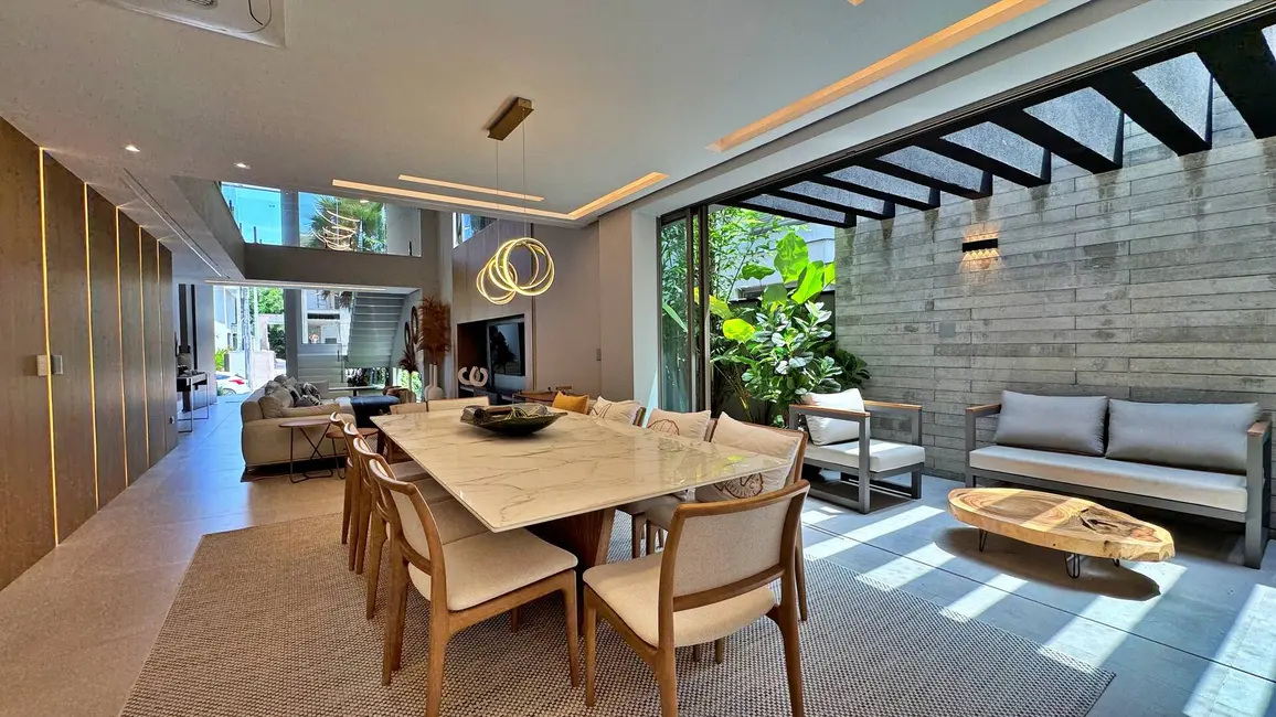 Foto 7 de Casa com 5 quartos à venda, 352m2 em Riviera de São Lourenço, Bertioga - SP