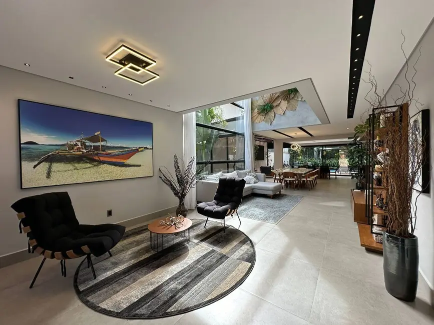 Casa com 6 quartos à venda, 400m2 em Riviera de São Lourenço, Bertioga - SP - imagem 2 Foto 2 de Casa com 6 quartos à venda, 400m2 em Riviera de São Lourenço, Bertioga - SP