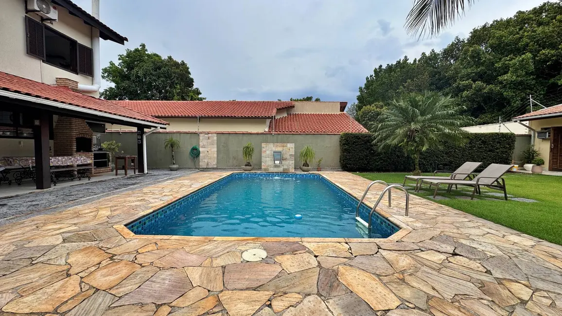 Foto 8 de Casa com 4 quartos à venda, 250m2 em Bertioga - SP