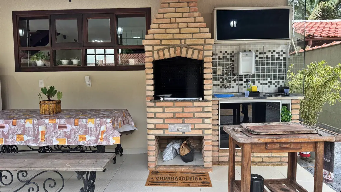 Foto 7 de Casa com 4 quartos à venda, 250m2 em Bertioga - SP