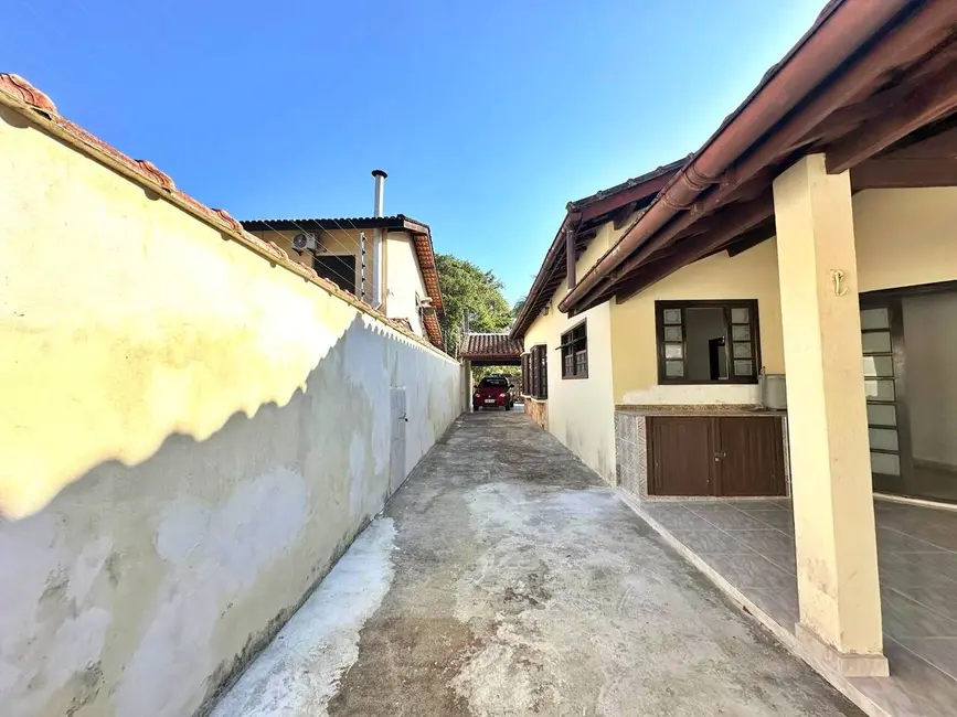 Foto 3 de Casa com 3 quartos à venda, 180m2 em Bertioga - SP