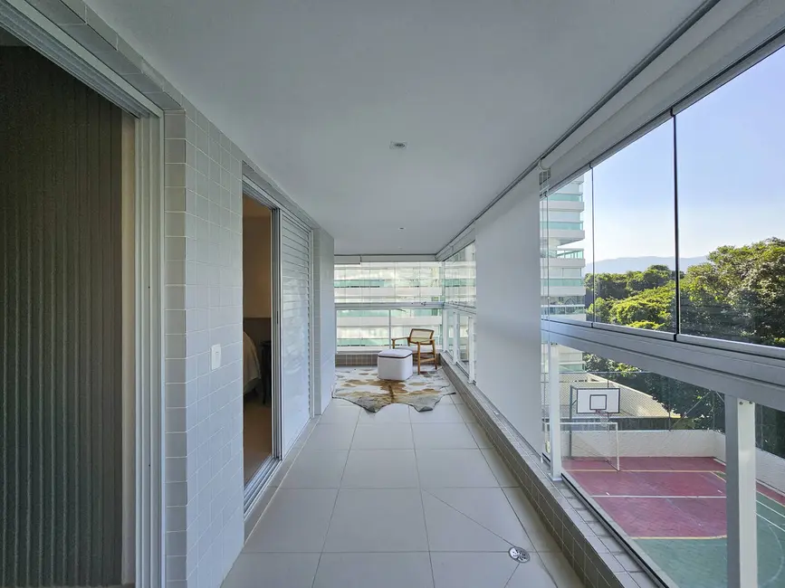 Apartamento com 3 quartos à venda, 124m2 em Riviera de São Lourenço, Bertioga - SP - imagem 4 Foto 4 de Apartamento com 3 quartos à venda, 124m2 em Riviera de São Lourenço, Bertioga - SP