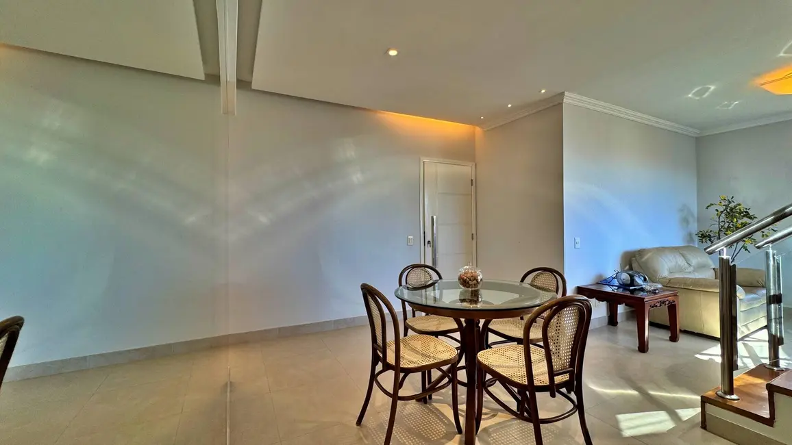 Cobertura com 4 quartos à venda, 181m2 em Riviera de São Lourenço, Bertioga - SP - imagem 5 Foto 5 de Cobertura com 4 quartos à venda, 181m2 em Riviera de São Lourenço, Bertioga - SP