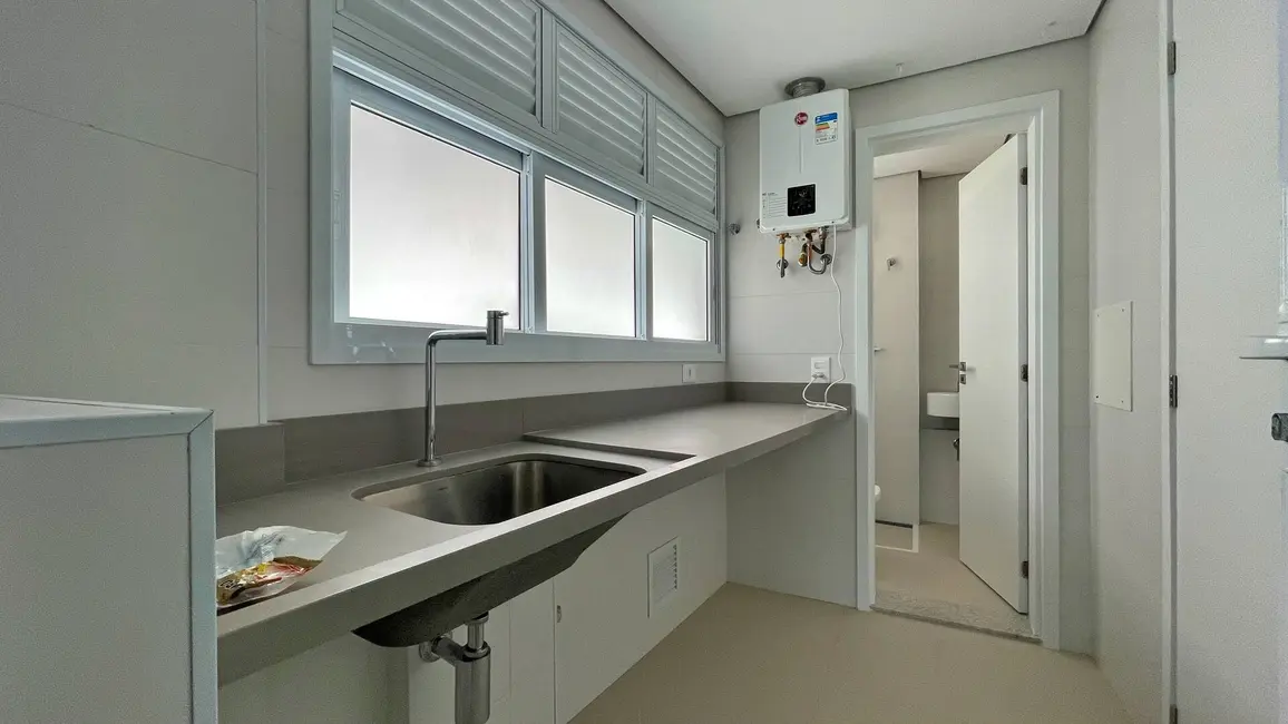 Foto 9 de Apartamento com 4 quartos à venda, 140m2 em Riviera de São Lourenço, Bertioga - SP