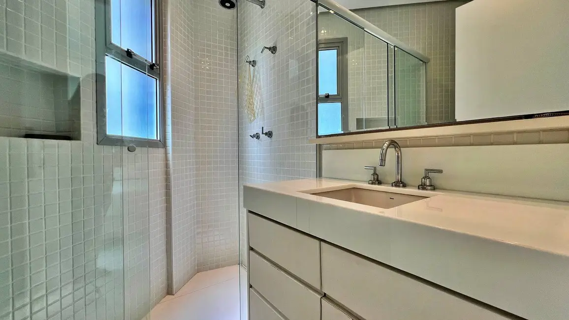 Foto 8 de Apartamento com 4 quartos à venda, 252m2 em Riviera de São Lourenço, Bertioga - SP