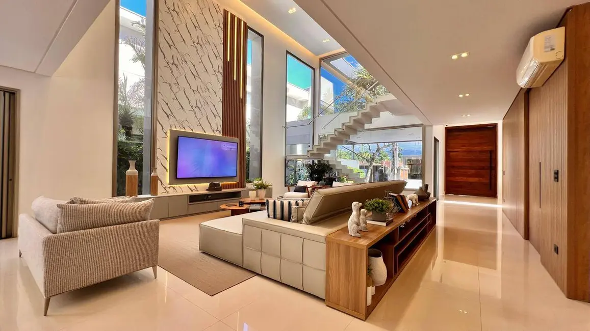 Foto 3 de Casa com 6 quartos à venda, 537m2 em Riviera de São Lourenço, Bertioga - SP