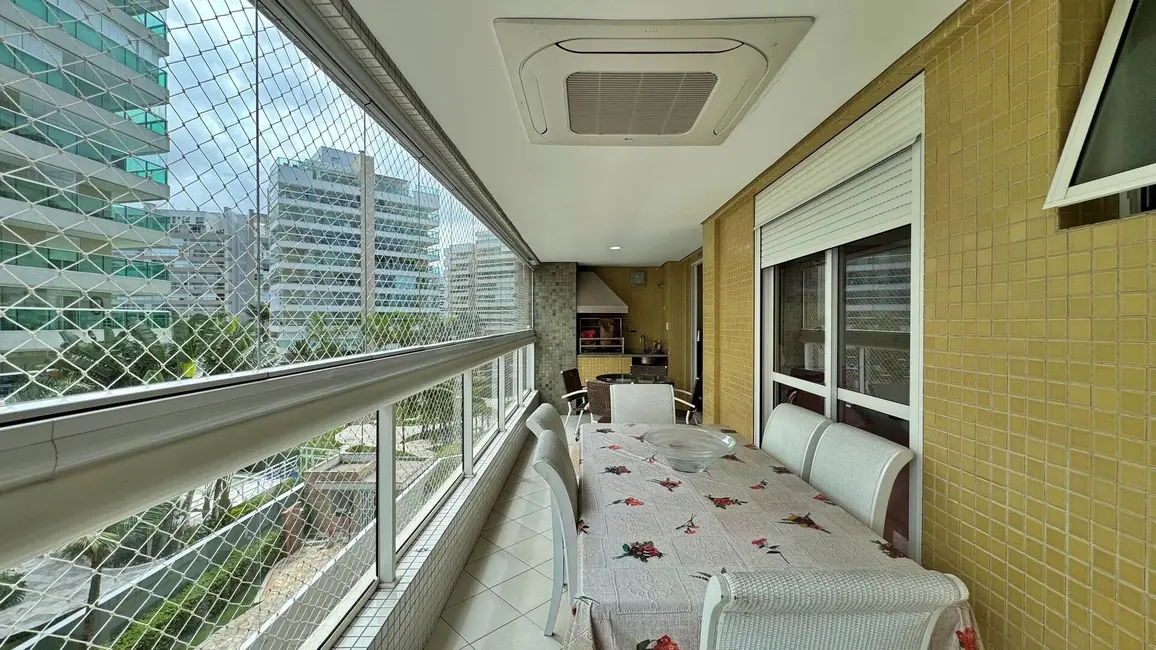 Foto 1 de Apartamento com 5 quartos à venda, 133m2 em Riviera de São Lourenço, Bertioga - SP