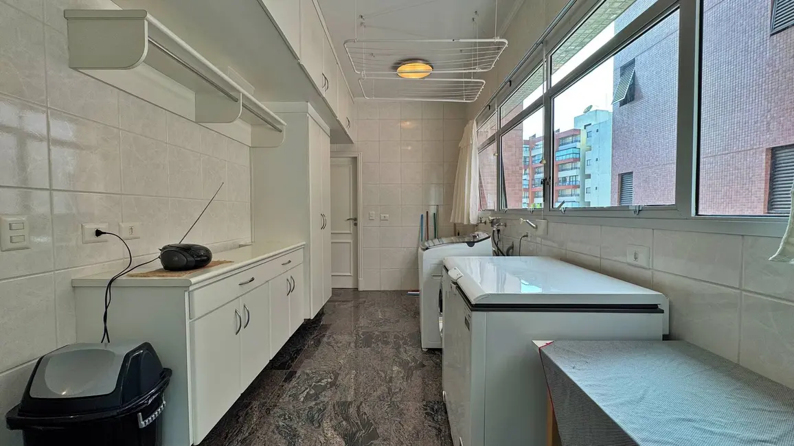 Foto 44 de Apartamento à venda, 351m2 em Riviera de São Lourenço, Bertioga - SP