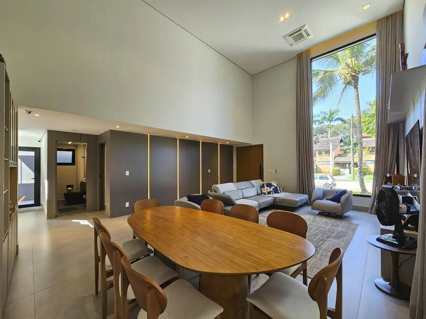 Foto 3 de Casa com 5 quartos à venda, 460m2 em Riviera de São Lourenço, Bertioga - SP