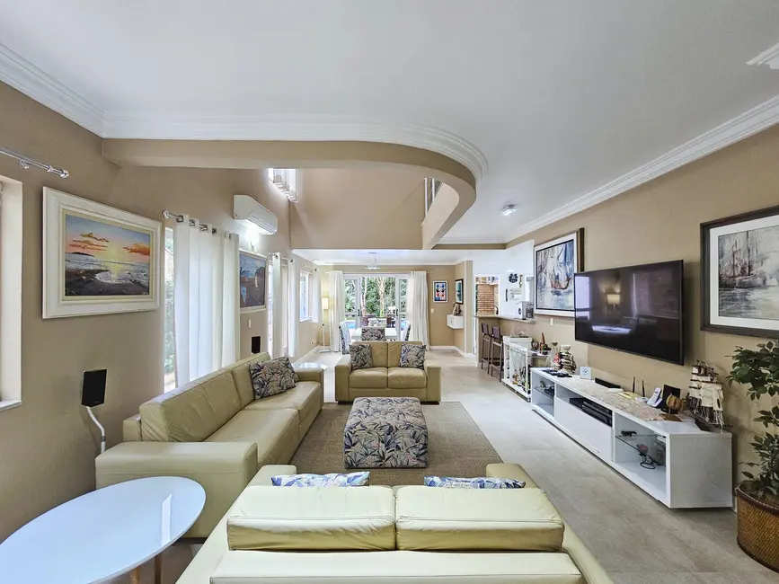 Foto 3 de Casa com 5 quartos à venda, 277m2 em Riviera de São Lourenço, Bertioga - SP