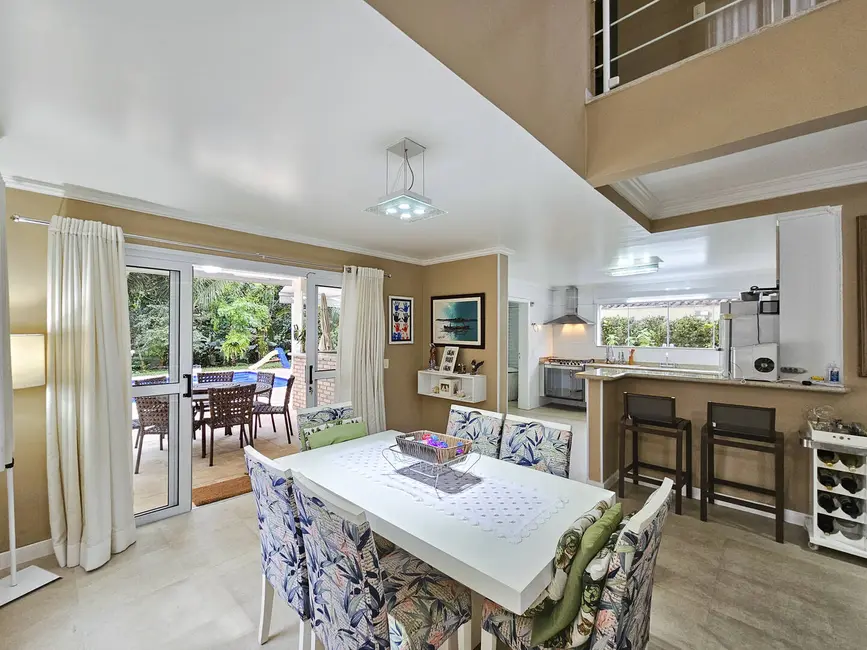 Foto 5 de Casa com 5 quartos à venda, 277m2 em Riviera de São Lourenço, Bertioga - SP