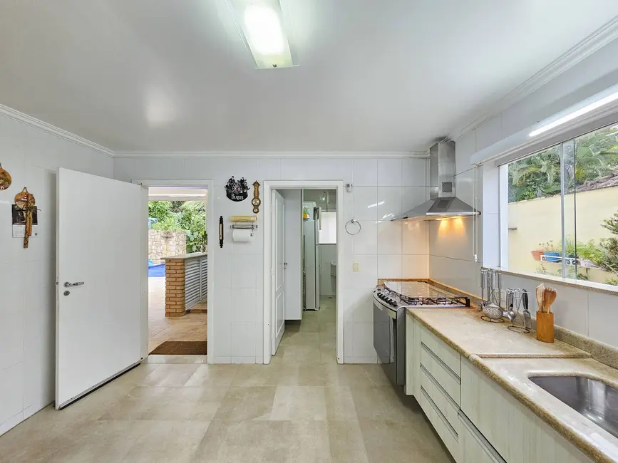 Foto 8 de Casa com 5 quartos à venda, 277m2 em Riviera de São Lourenço, Bertioga - SP