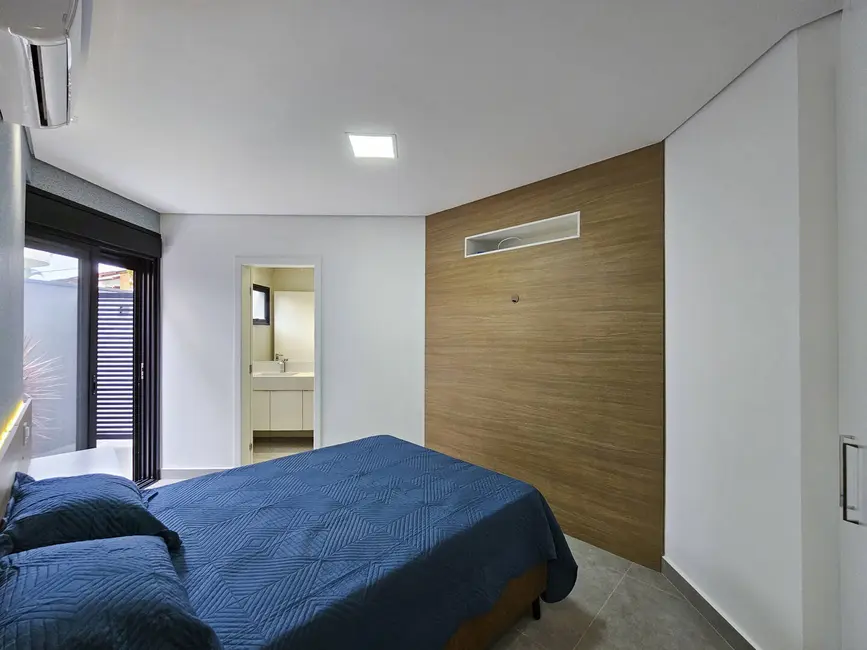 Casa com 5 quartos à venda, 309m2 em Riviera de São Lourenço, Bertioga - SP - imagem 7 Foto 7 de Casa com 5 quartos à venda, 309m2 em Riviera de São Lourenço, Bertioga - SP