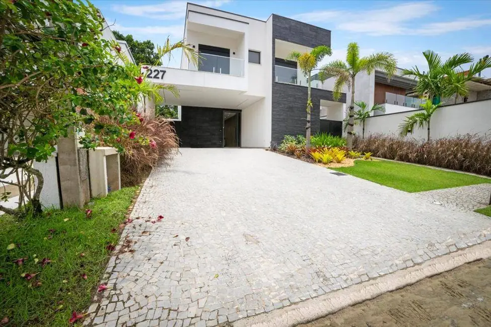 Foto 1 de Casa com 5 quartos à venda, 337m2 em Riviera de São Lourenço, Bertioga - SP