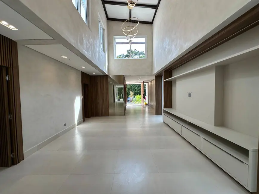 Casa com 4 quartos à venda, 317m2 em Riviera de São Lourenço, Bertioga - SP - imagem 3 Foto 3 de Casa com 4 quartos à venda, 317m2 em Riviera de São Lourenço, Bertioga - SP