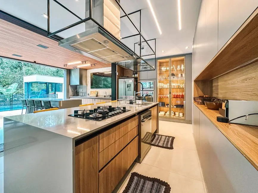 Foto 7 de Casa com 7 quartos à venda, 482m2 em Riviera de São Lourenço, Bertioga - SP