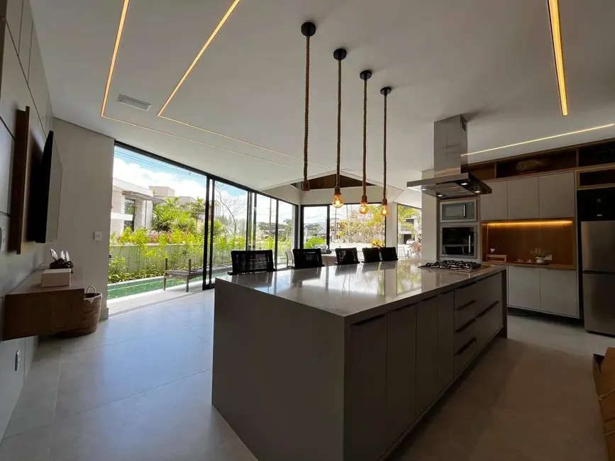 Foto 4 de Casa com 5 quartos à venda, 353m2 em Riviera de São Lourenço, Bertioga - SP