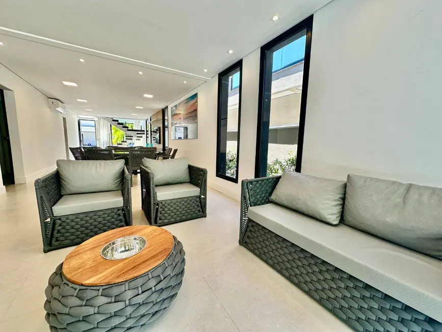 Foto 7 de Casa com 6 quartos à venda, 356m2 em Riviera de São Lourenço, Bertioga - SP