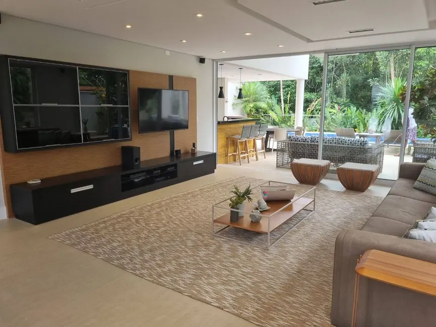 Casa com 5 quartos à venda, 505m2 em Riviera de São Lourenço, Bertioga - SP - imagem 2 Foto 2 de Casa com 5 quartos à venda, 505m2 em Riviera de São Lourenço, Bertioga - SP