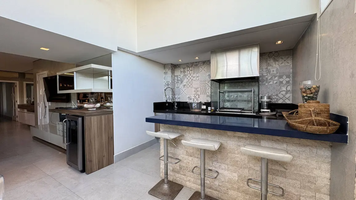Cobertura com 6 quartos à venda, 414m2 em Riviera de São Lourenço, Bertioga - SP - imagem 4 Foto 4 de Cobertura com 6 quartos à venda, 414m2 em Riviera de São Lourenço, Bertioga - SP