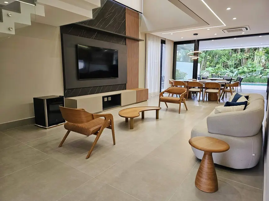 Foto 3 de Casa com 5 quartos à venda, 331m2 em Riviera de São Lourenço, Bertioga - SP