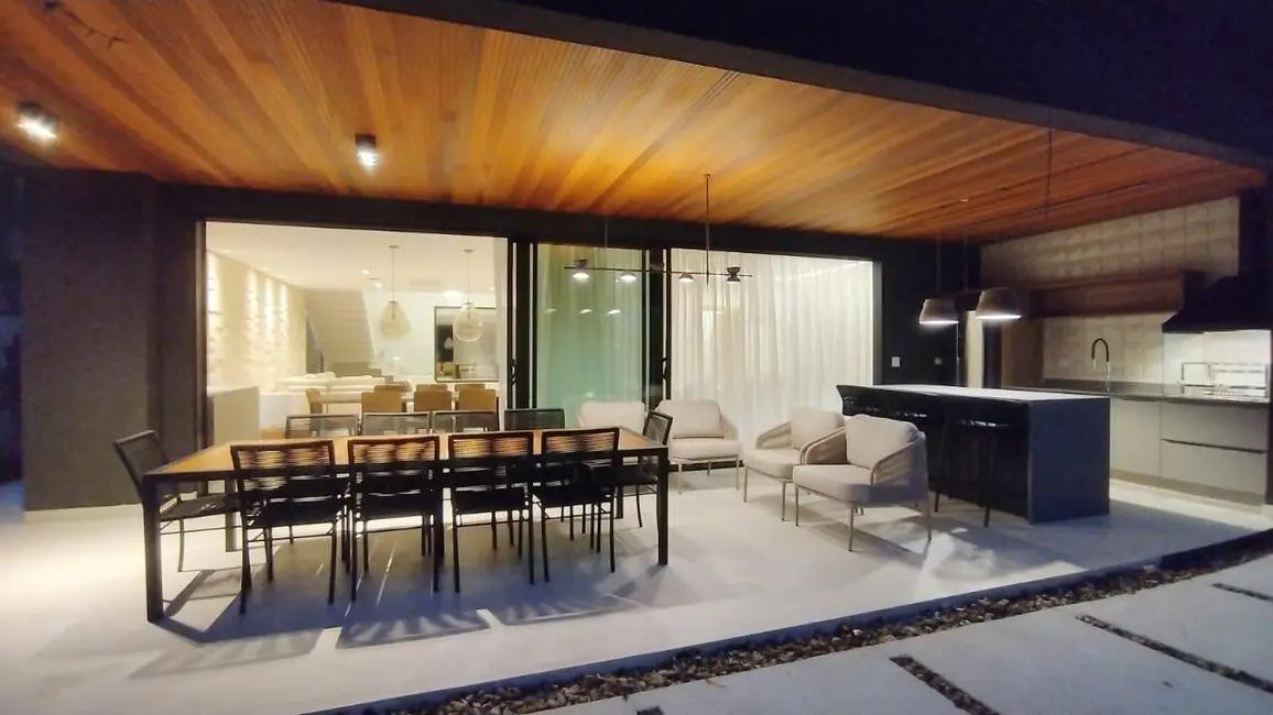 Foto 2 de Casa com 5 quartos à venda, 435m2 em Riviera de São Lourenço, Bertioga - SP