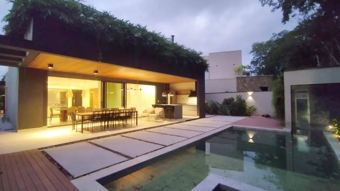 Foto 1 de Casa com 5 quartos à venda, 435m2 em Riviera de São Lourenço, Bertioga - SP