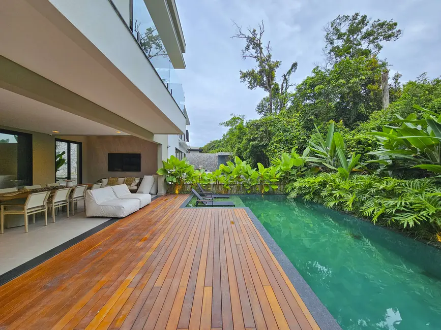Foto 5 de Casa com 6 quartos à venda, 440m2 em Riviera de São Lourenço, Bertioga - SP